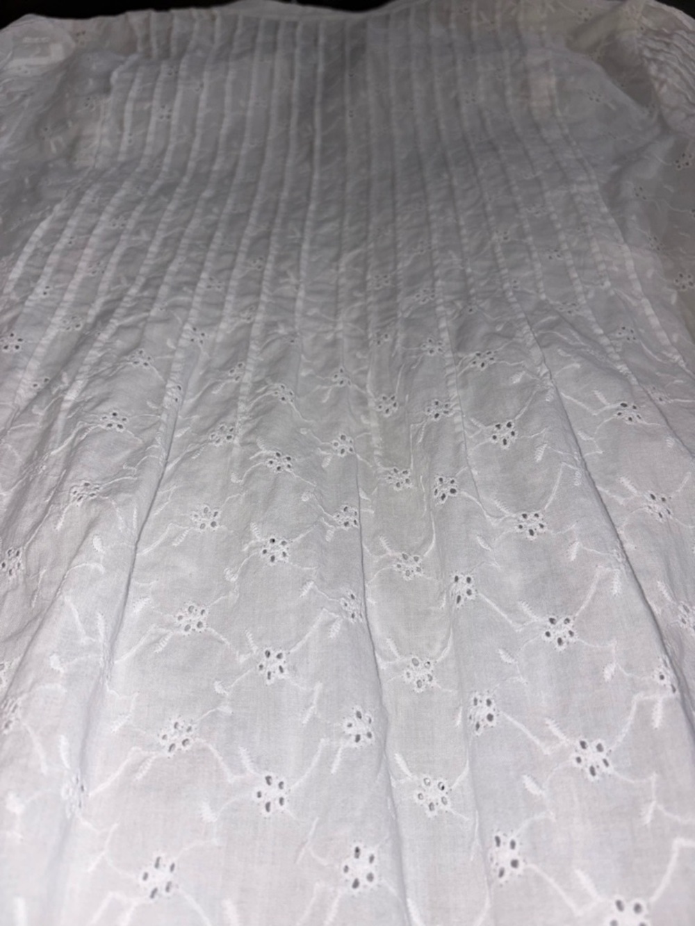 J. Jill White Eyelet Tunic Top Small Cotton Boho Embroidered Beaded Cottagecore - Picture 12 of 13